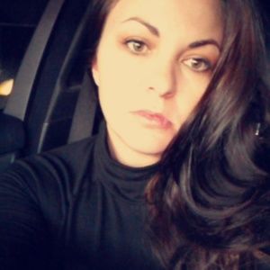 Meet your Posher, Melissia